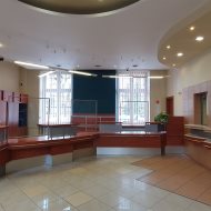  Lokal na parterze kamienicy, były Bank w Lesku