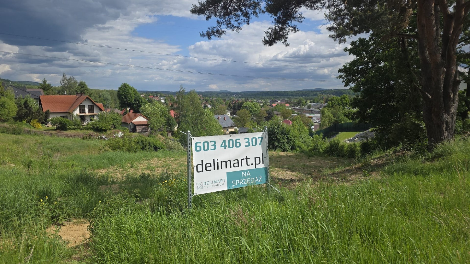 Działka budowlana z projektem i pozwoleniem na bud