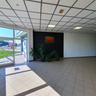 Lokal przy głównej ulicy - Dąbrówka Sanok