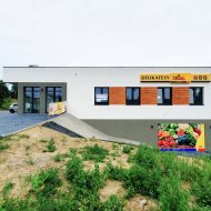 Lokal handlowo - usługowy przy drodze krajowej