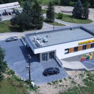 Lokal handlowo - usługowy przy drodze krajowej