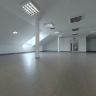 Lokal usługowo-handlowy w świetnej lokalizacji
