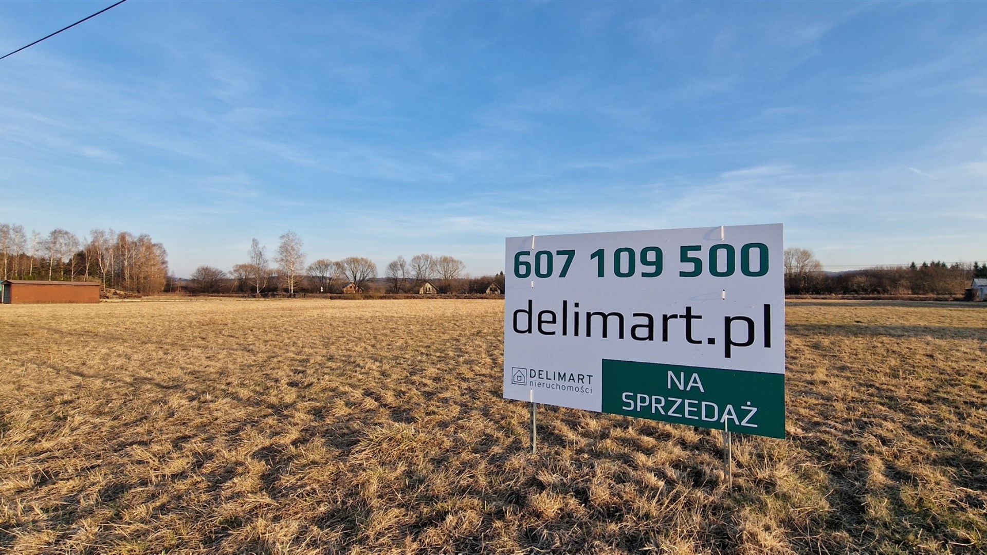 Działka inwestycyjna 59a przy drodze krajowej DK28