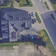 Lokal 65 m2 na parterze, dwa miejsca postojowe