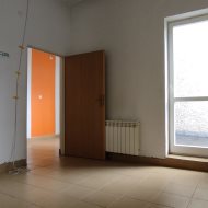 Lokal do wynajecia przy drodze krajowej Olszanica