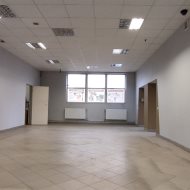 Lokal przy drodze krajowej