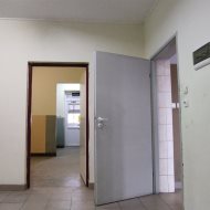 Lokal przy drodze krajowej
