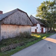 Drewniany dom we Wzdowie gmina Haczów 