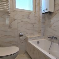 Ciekawy dom w super lokalizacji. 