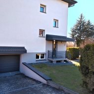 Ciekawy dom w super lokalizacji. 