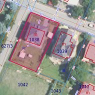 Ciekawy dom w super lokalizacji. 