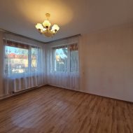 Sanok - lokal mieszkalny i druga działka 5ar. 