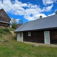 Wyjątkowy dom po generalnym remoncie, Wydrna