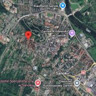 Mieszkanie na niskim  parterze wejscie z ulicy 