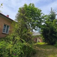 Atrakcyjny dom na działce 10,87 ar, Strachocina